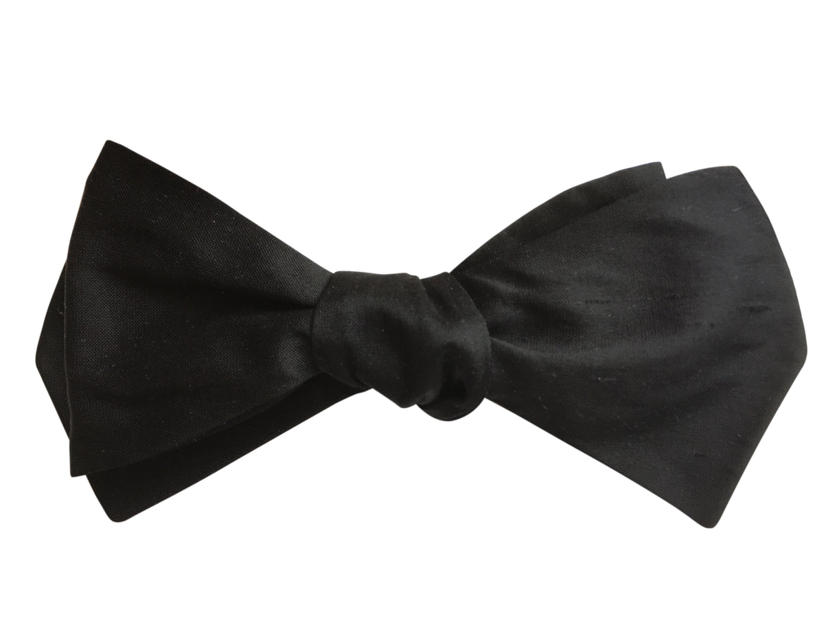 black silk diamond point self tie bow tie