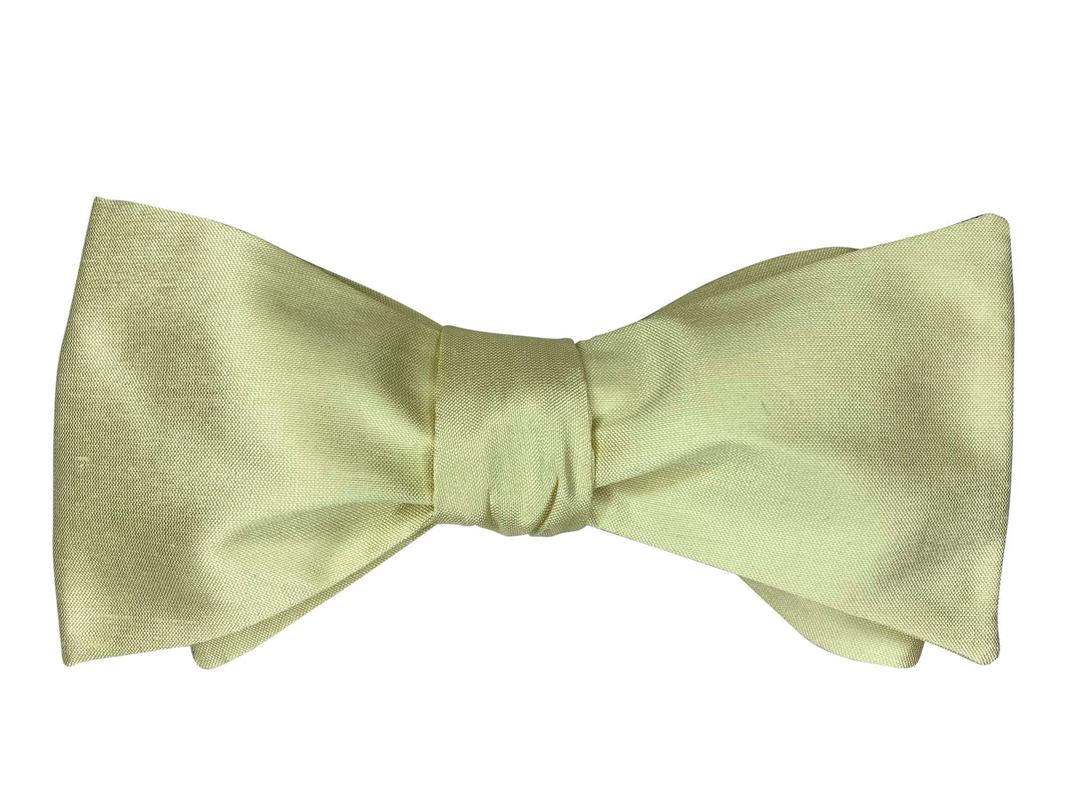 buttermilk yellow silk self tie bow tie