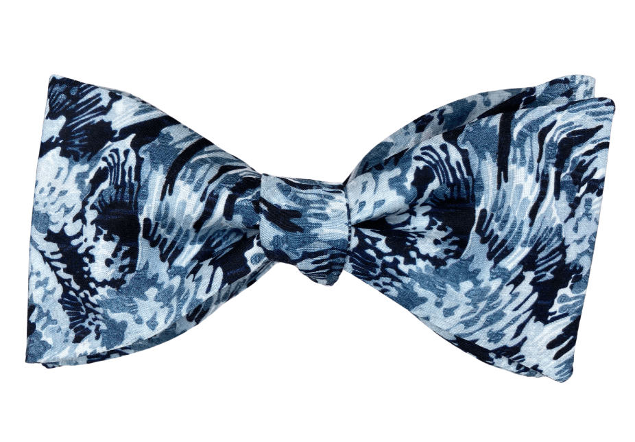 crashing waves self tie bow tie