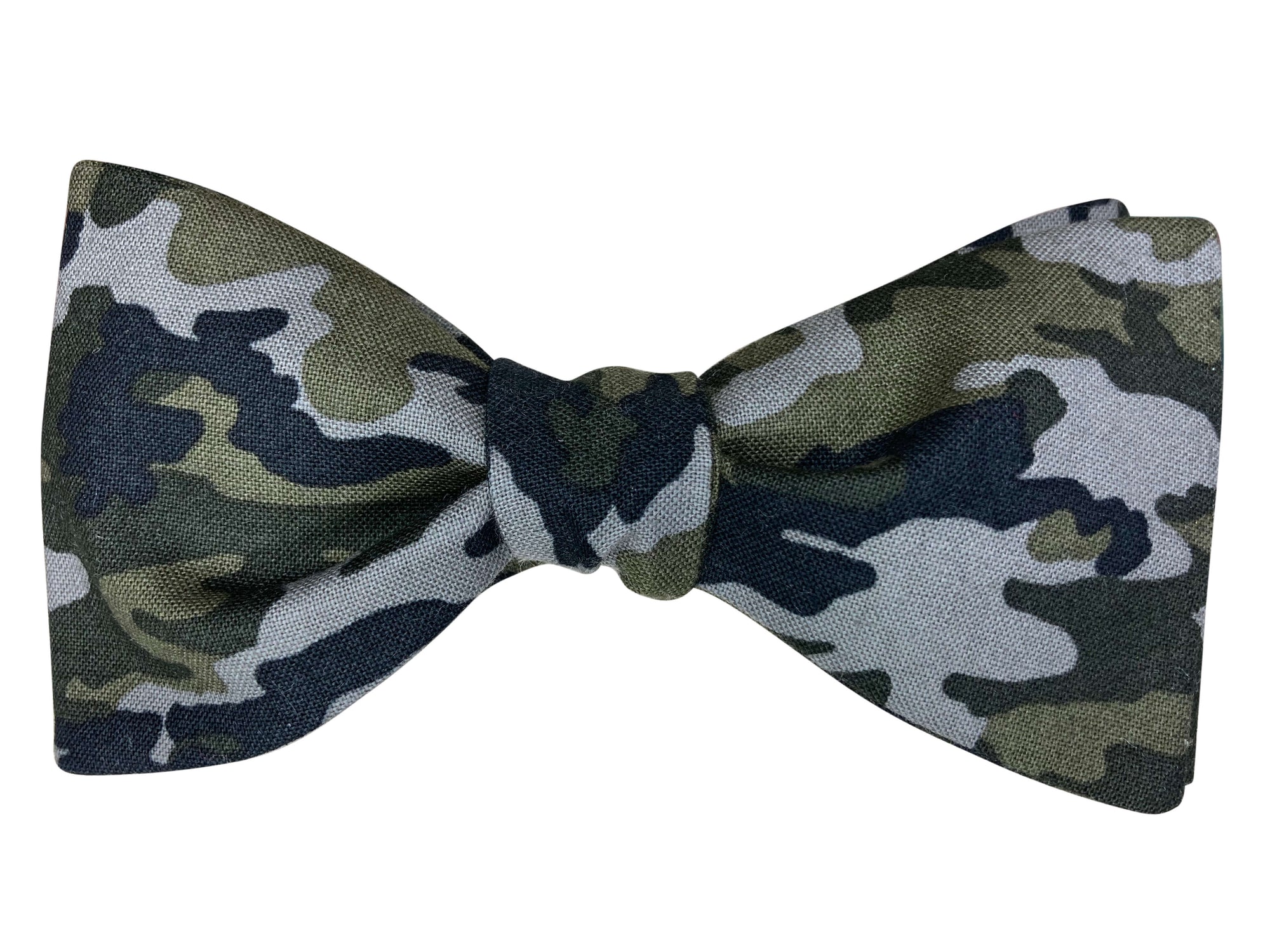 green camouflage self tie bow tie