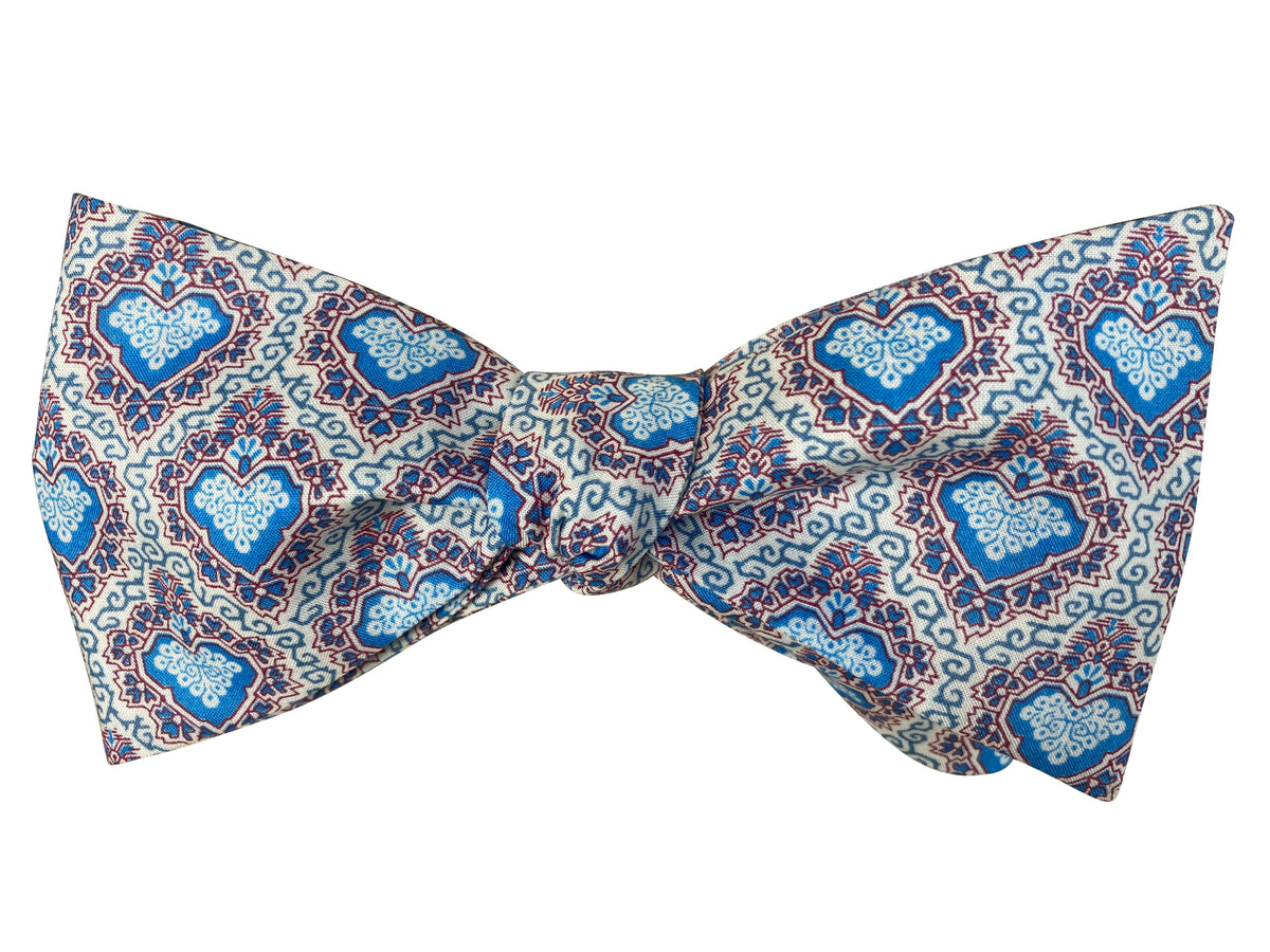 liberty blue king of hearts self tie bow tie