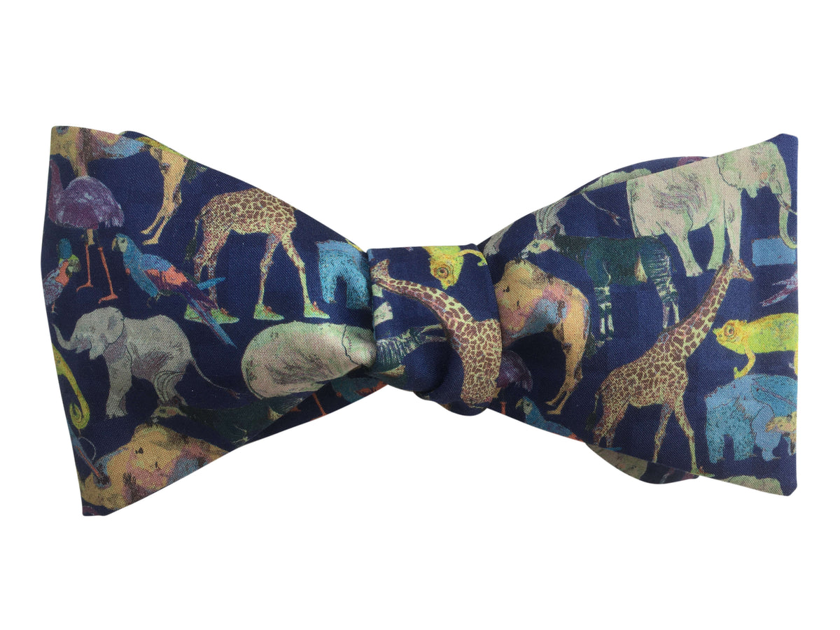 liberty print navy blue queue for the zoo bow tie