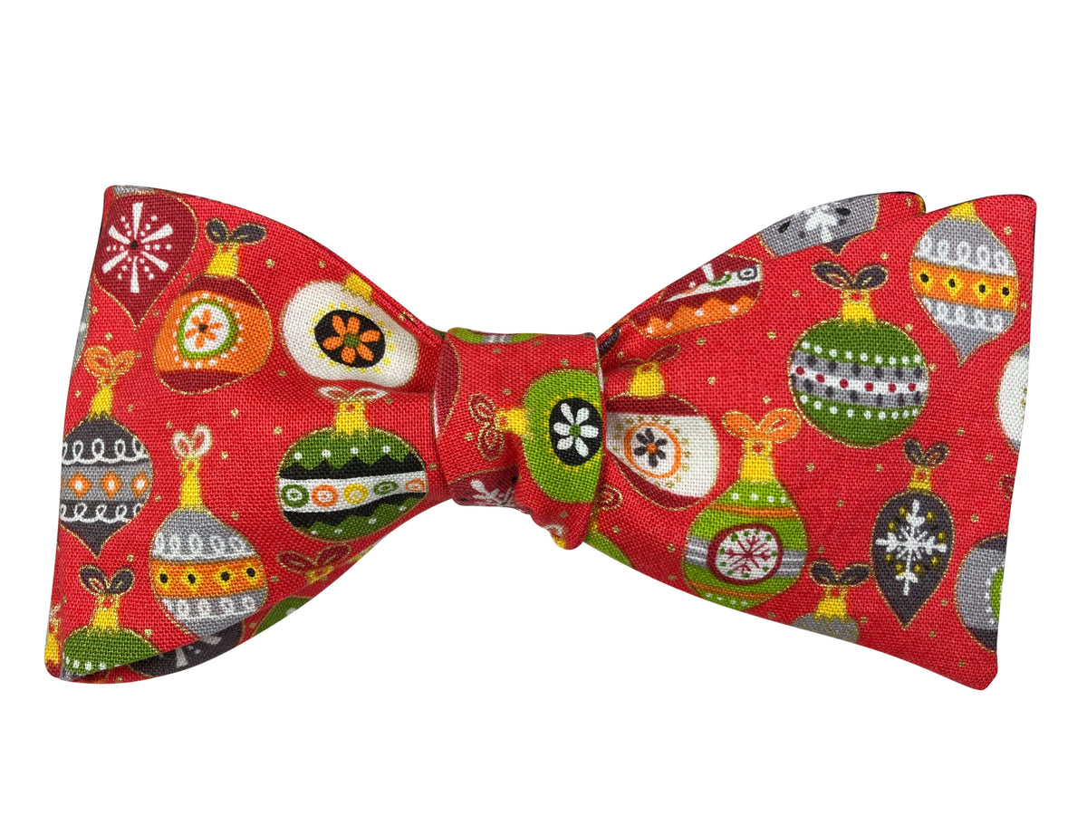 red christmas baubles self tie bow tie