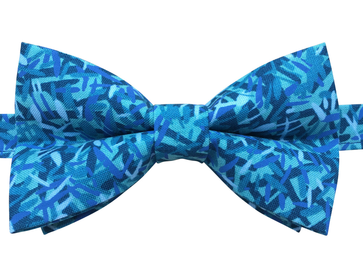 Retro Turquoise Bow Tie